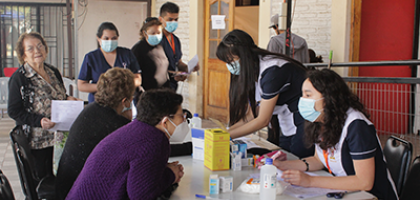 Estudiantes y egresados de la Escuela de Enfermeria realizan examenes EMPA y EMPAM